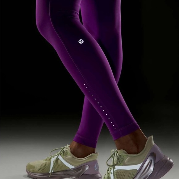 lululemon athletica Swift Speed High-Rise Tight 28" - Moonlight Magenta - Picture 2 of 4
